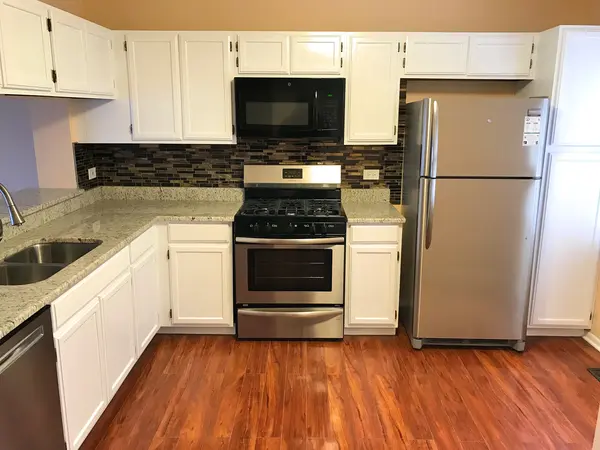 1602 Vermont DR #1602, Elk Grove Village, IL 60007