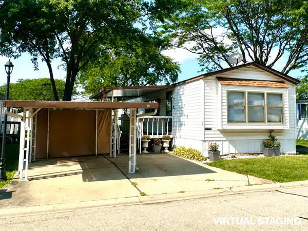 3268 Meadow DR, Park City, IL 60085