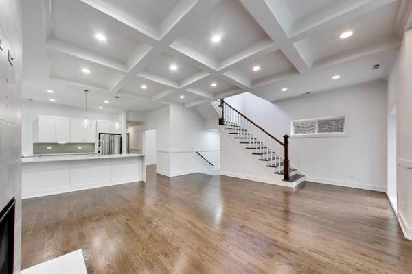 5312 S Woodlawn AVE #3, Chicago, IL 60615