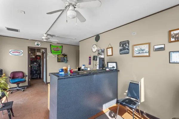 9800 Belmont AVE, Franklin Park, IL 60131
