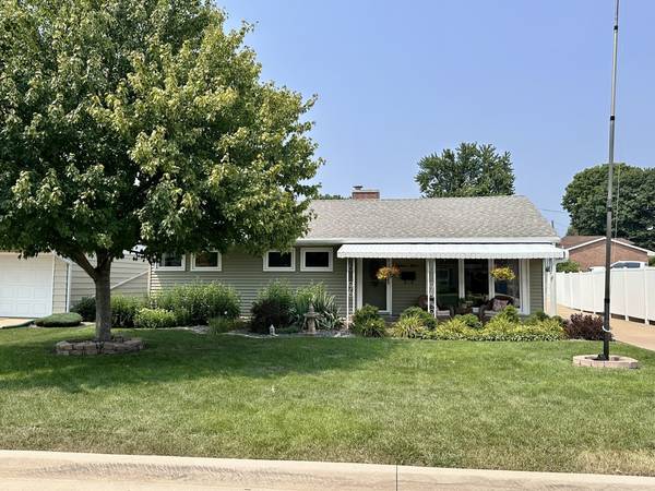 1815 13th ST, Peru, IL 61354