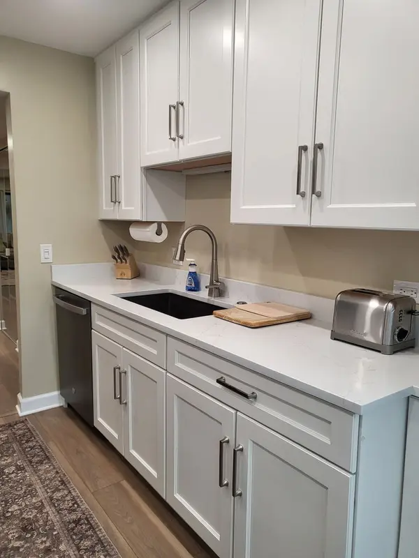 1709 Northfield SQ #B, Northfield, IL 60093