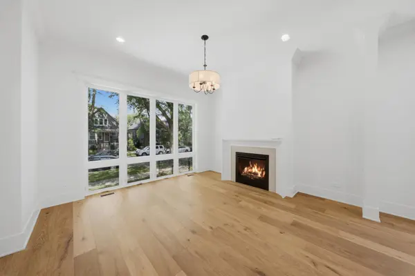 4109 N Lawndale AVE, Chicago, IL 60618