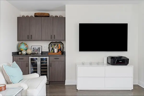 1350 W Diversey Pkwy #3, Chicago, IL 60614