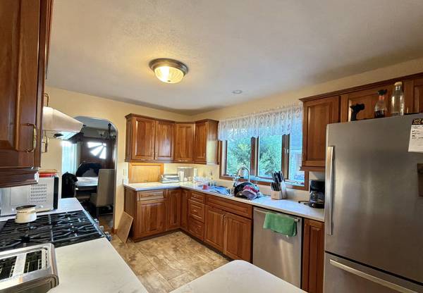 37235 N Hillside DR, Lake Villa, IL 60046