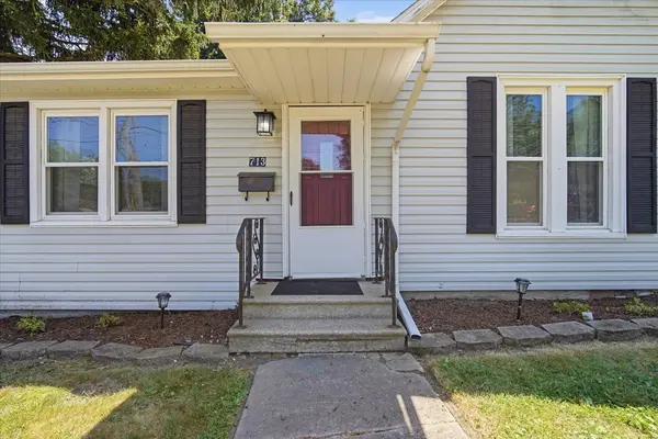 713 E Buchanan ST, Bloomington, IL 61701