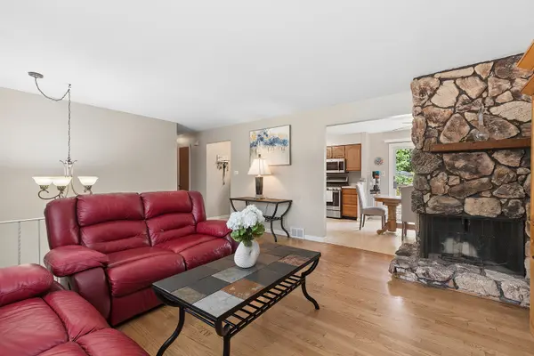 Address not disclosed, Roselle, IL 60172
