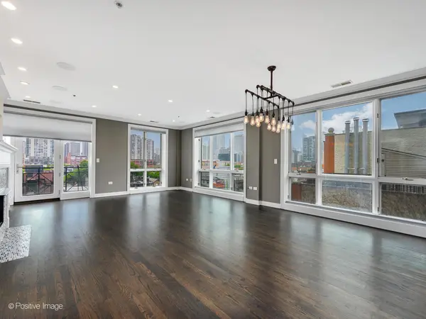 Address not disclosed, Chicago, IL 60610