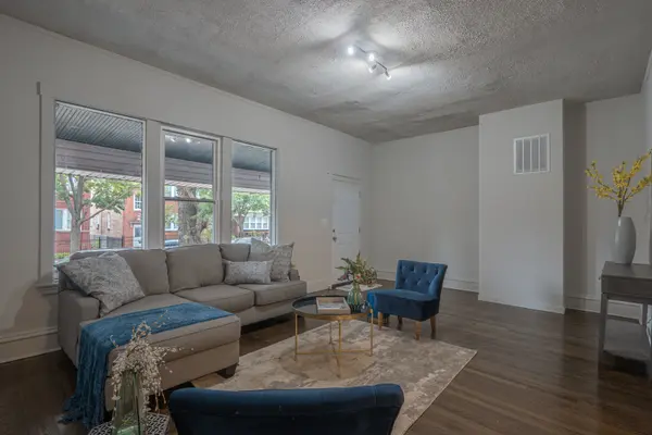 1218 N Parkside AVE, Chicago, IL 60651