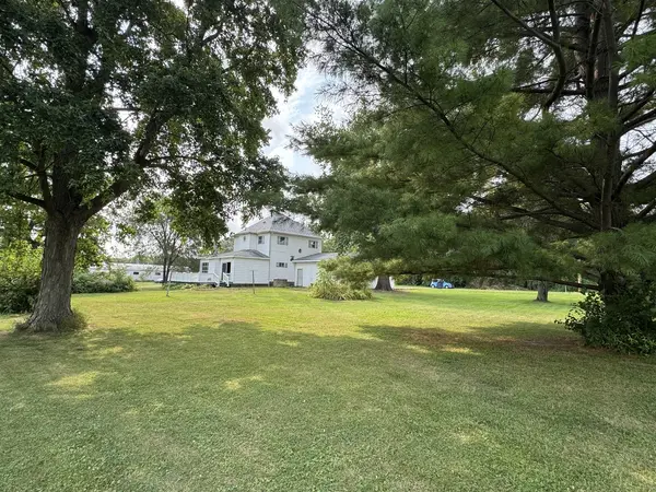 128 East North Railroad ST, Sheffield, IL 61361