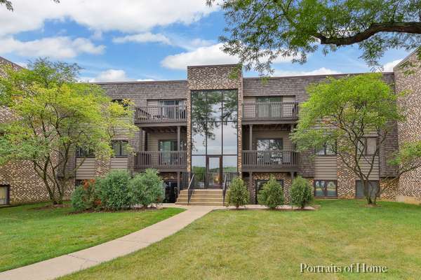 1464 Stonebridge CIR #E3, Wheaton, IL 60189