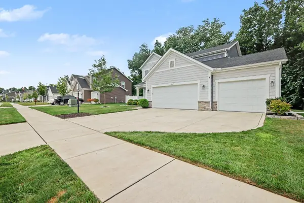 2356 Dunewood ST, Portage, IN 46368