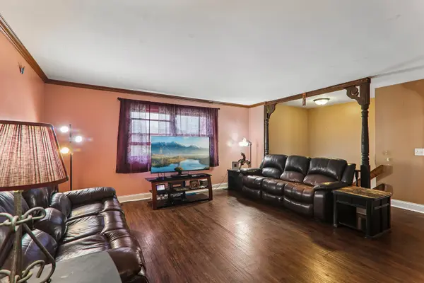 801 Sheridan DR, Wauconda, IL 60084