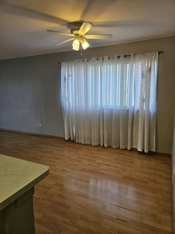 9817 Treetop DR #2A, Orland Park, IL 60462