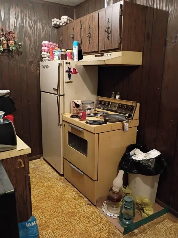 313 E Vermont ST, Carterville, IL 62918