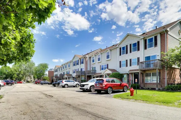 5602 Tinder DR #6, Rolling Meadows, IL 60008