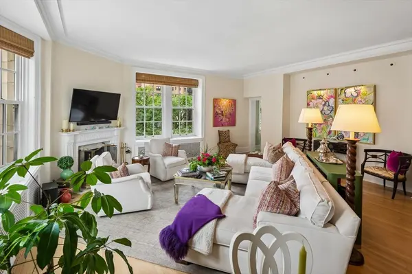 1200 N Lake Shore DR #404, Chicago, IL 60610