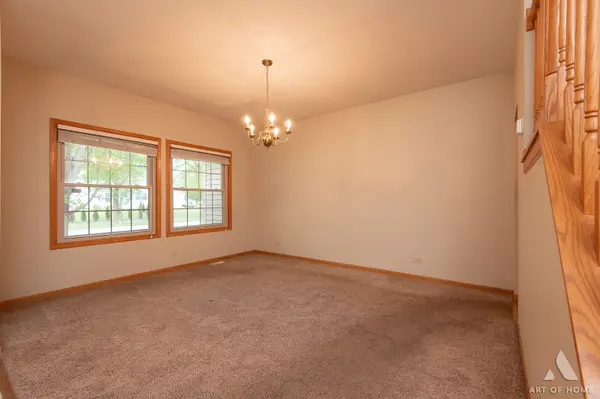 333 BRITTANY TRL, Elgin, IL 60120