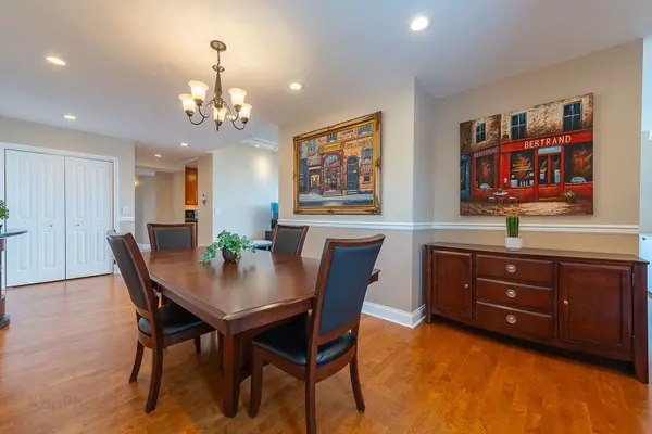 2272 S Archer AVE #8E, Chicago, IL 60616