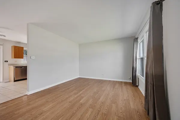 8189 Carlisle DR, Hanover Park, IL 60133