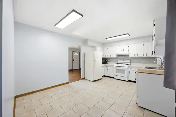 1109 Wicker ST, Woodstock, IL 60098