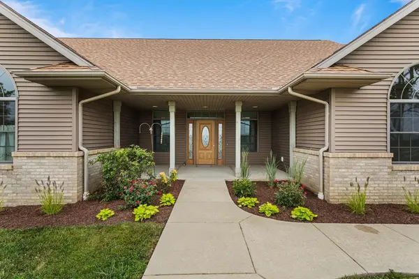 1484 E County Road 640 RD, Tuscola, IL 61953