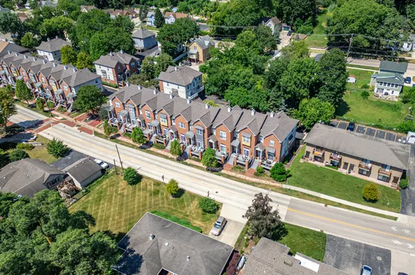 432 N Harrison ST, Algonquin, IL 60102