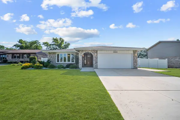 13513 S 84th AVE, Orland Park, IL 60462