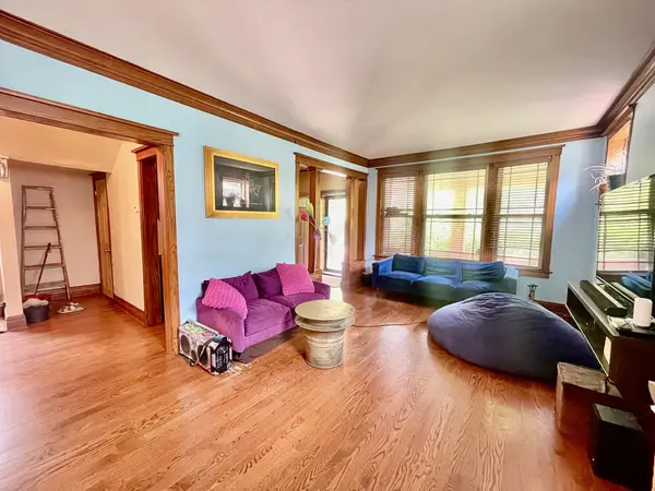 7916 S Constance AVE, Chicago, IL 60617