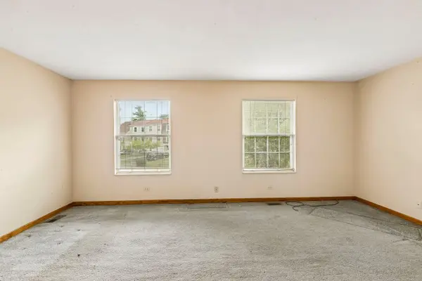 Address not disclosed, Cary, IL 60013