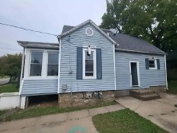912 N Central AVE, Burlington, IA 52601
