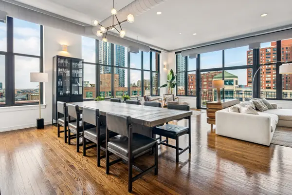 333 W HUBBARD ST #801, Chicago, IL 60654