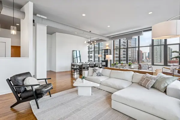 333 W HUBBARD ST #801, Chicago, IL 60654
