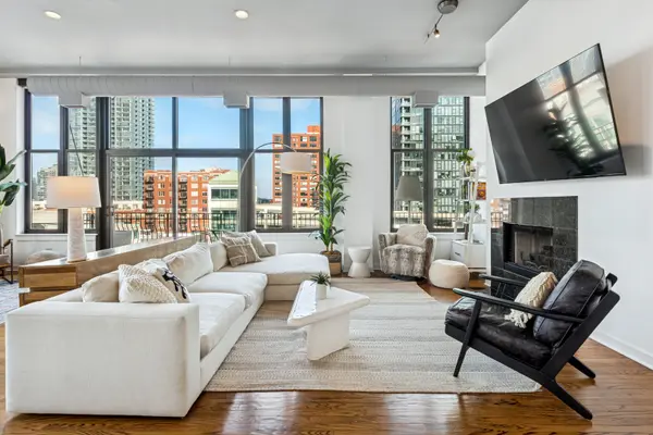 333 W HUBBARD ST #801, Chicago, IL 60654