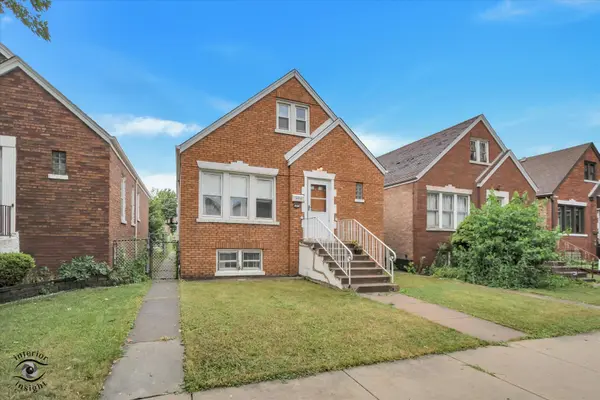 4534 S Karlov AVE, Chicago, IL 60632