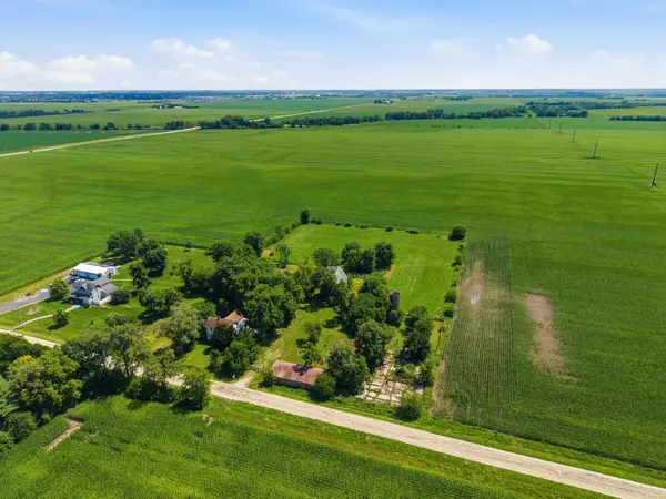 368 W 11000N RD, Manteno, IL 60950