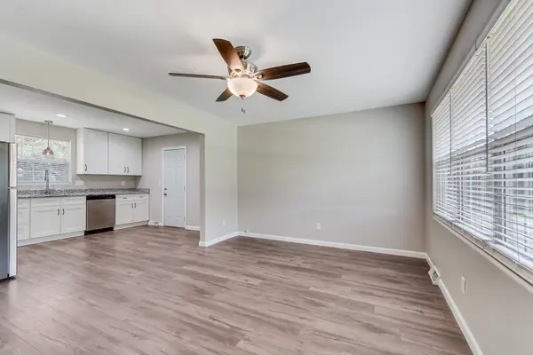 9070 Kings RD, Morris, IL 60450
