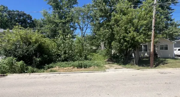 24628 W Passavant AVE, Round Lake, IL 60073