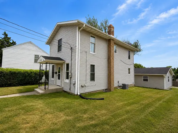 1207 W American ST, Freeport, IL 61032
