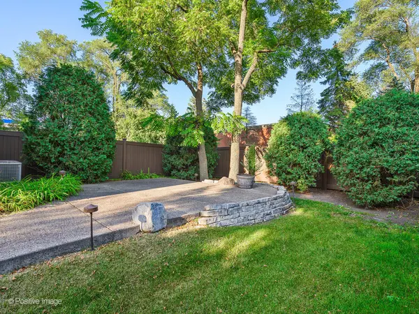 1125 N Delany RD, Gurnee, IL 60031