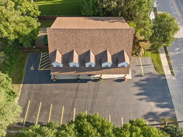 1125 N Delany RD, Gurnee, IL 60031