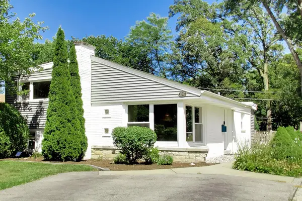 1269 Eastwood AVE, Highland Park, IL 60035