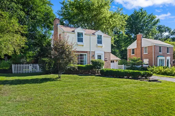 Libertyville, IL 60048
