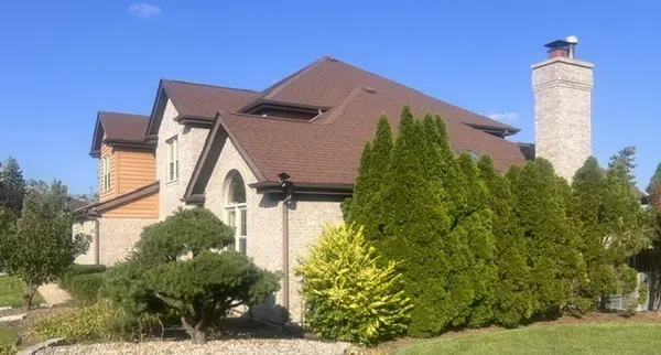 21203 Old North Church RD, Frankfort, IL 60423
