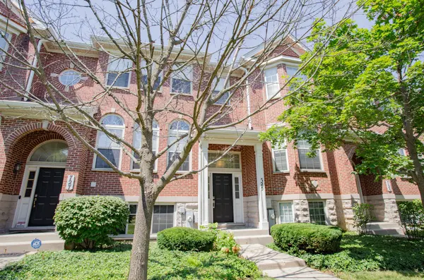 725 Prestwick LN, Wheeling, IL 60090