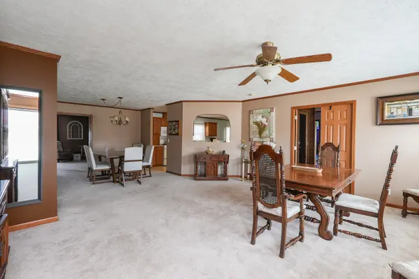 1078 Aspen DR, Manteno, IL 60950
