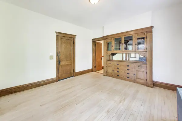 858 N Wolcott AVE #1, Chicago, IL 60622