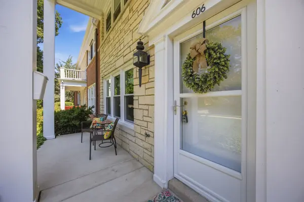 606 5th ST #606, Wilmette, IL 60091
