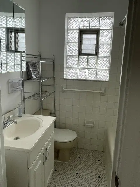 5135 S Kenwood AVE #505, Chicago, IL 60615
