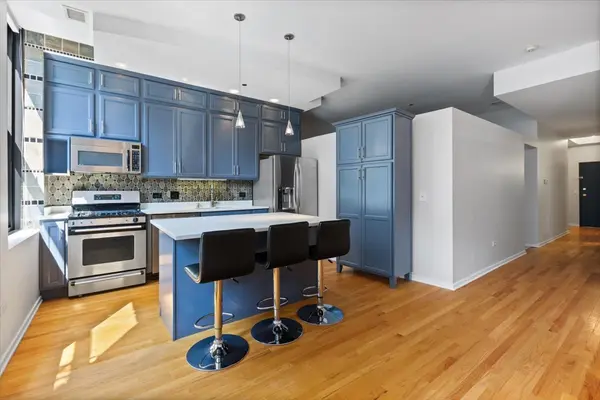 208 W Washington ST #2013, Chicago, IL 60606